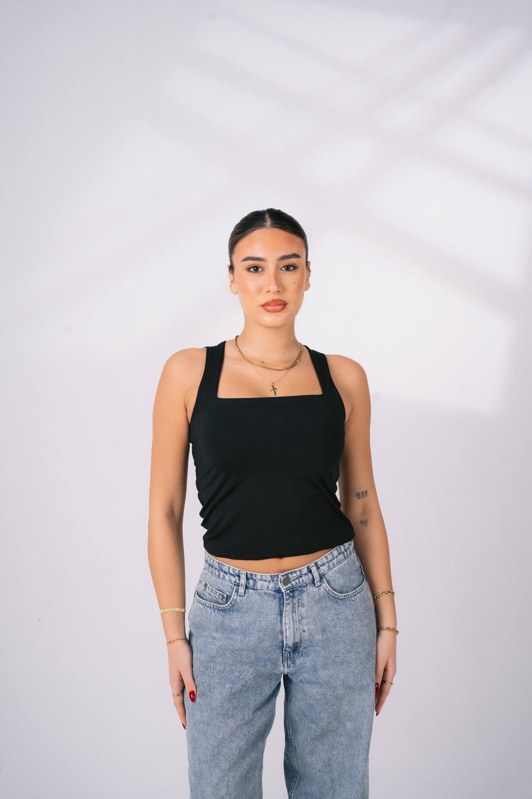 Cut basic top