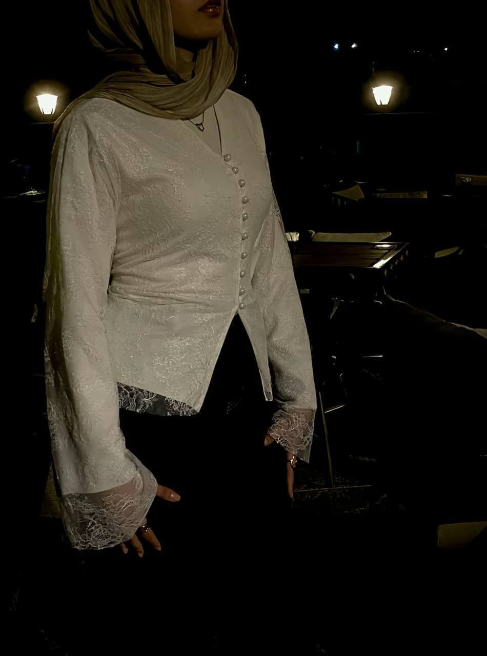 White toull blouse