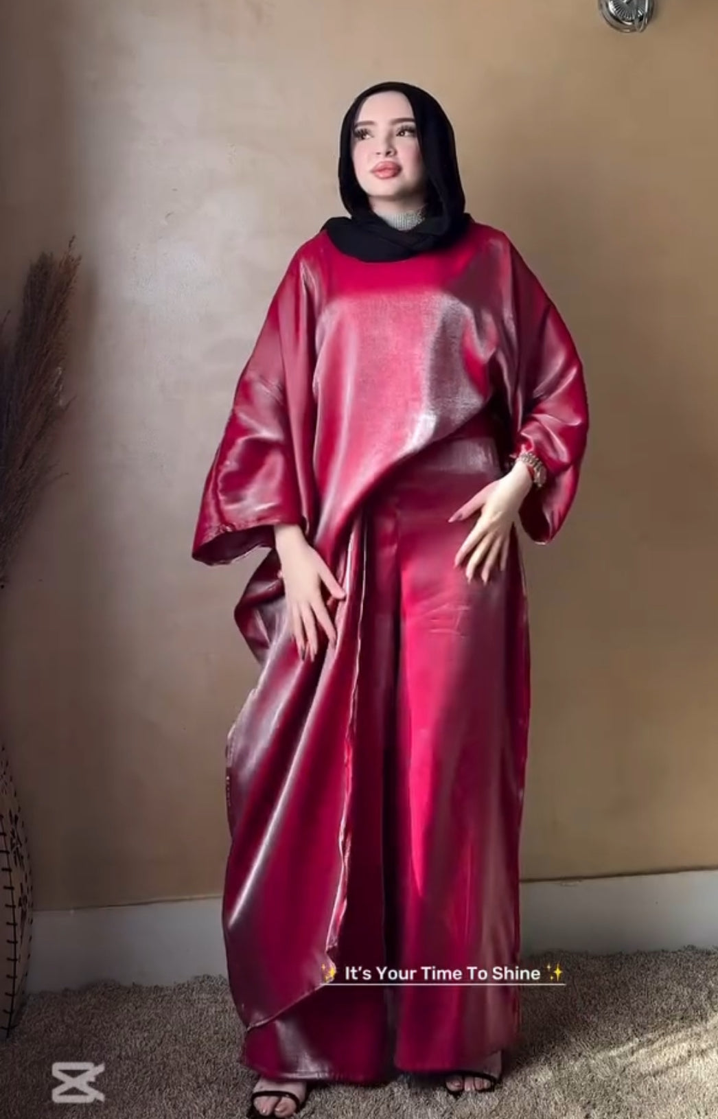 Shmaar suit