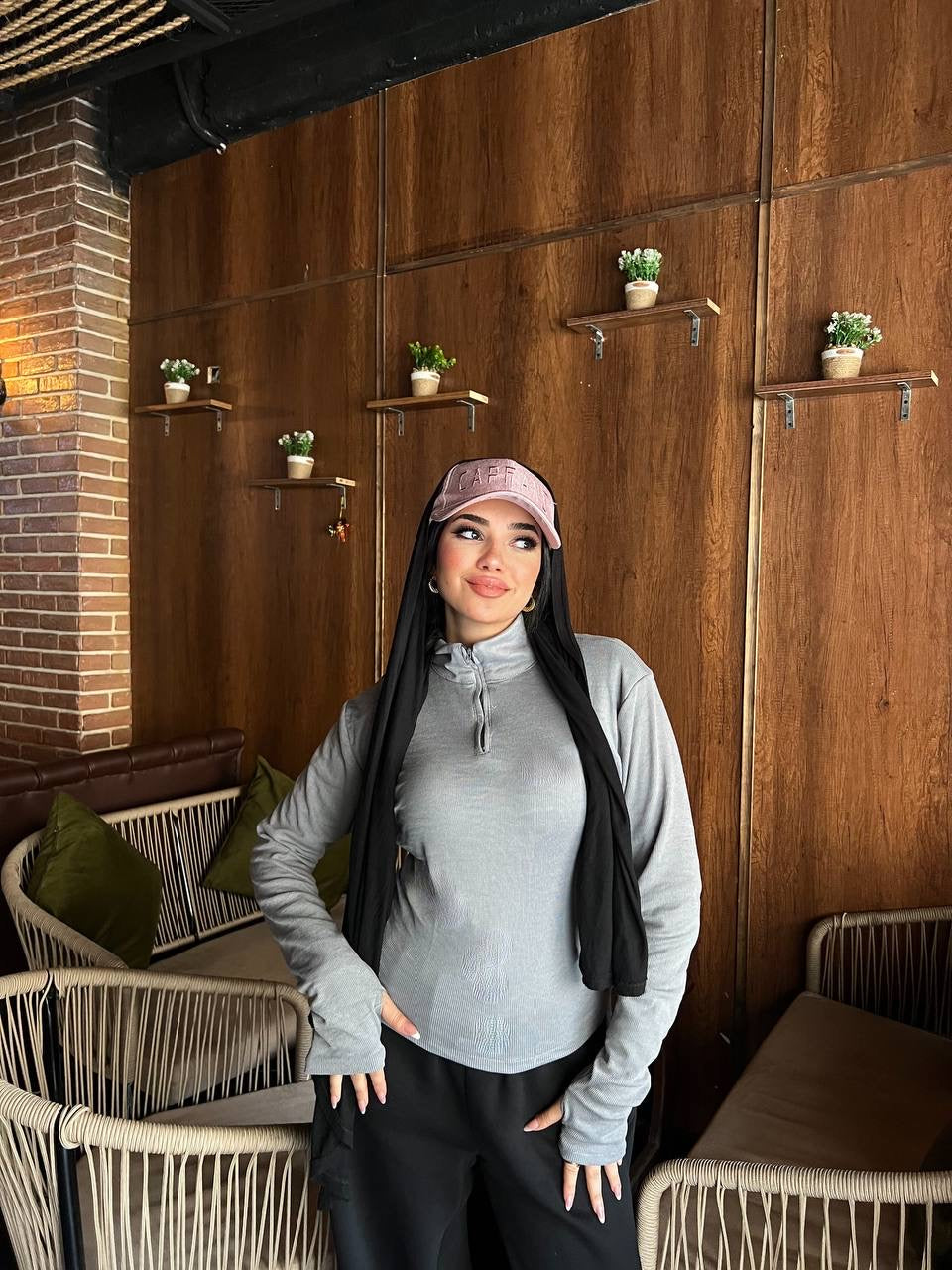 Half zipper top