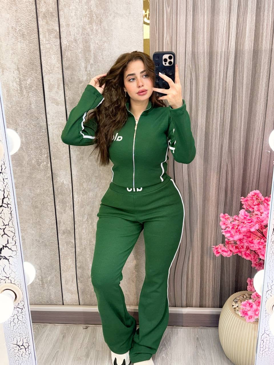 Alo suit