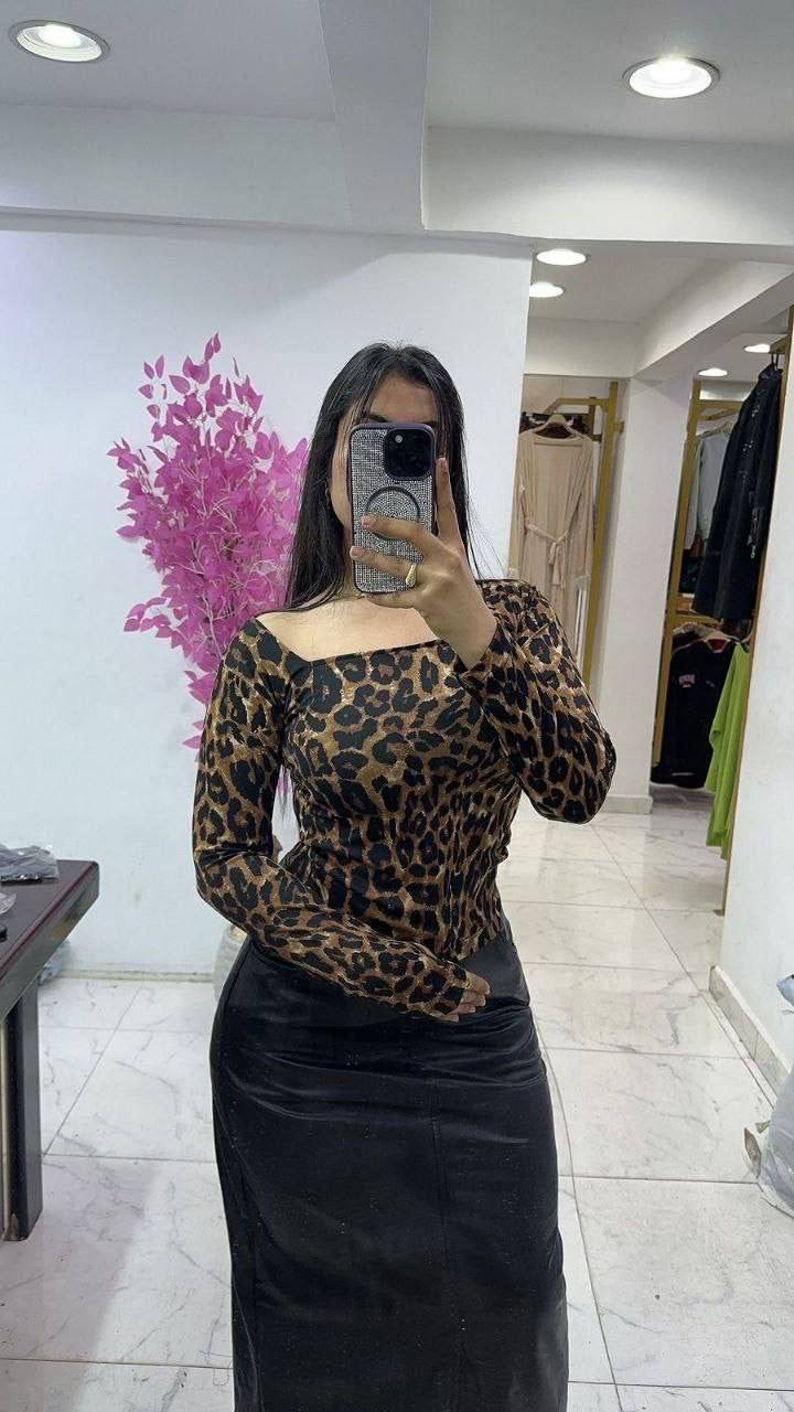 Square basic top
