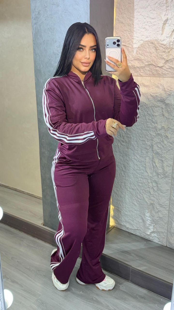 Sports suit