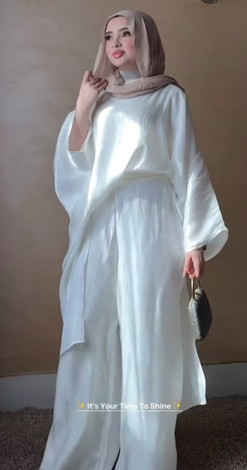 Shmaar suit