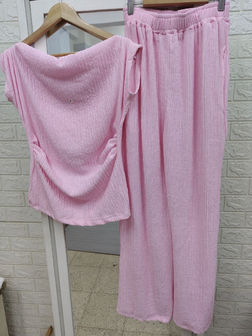 Off shoulder set