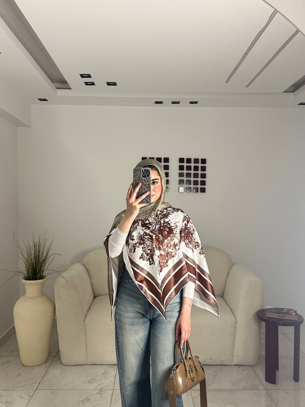Scarf top
