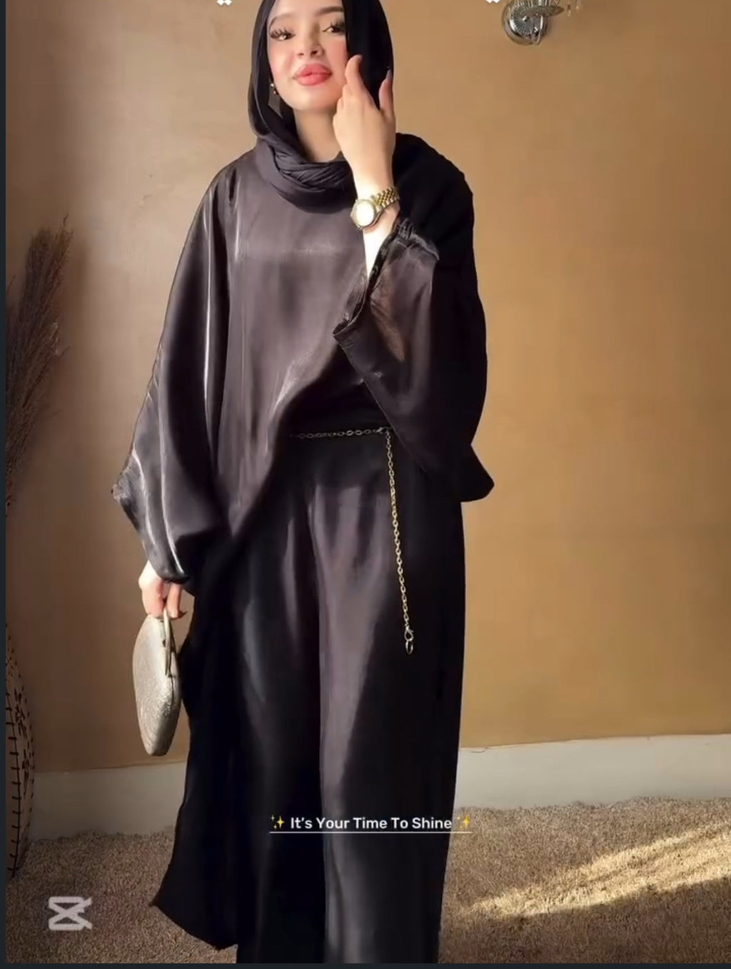 Shmaar suit