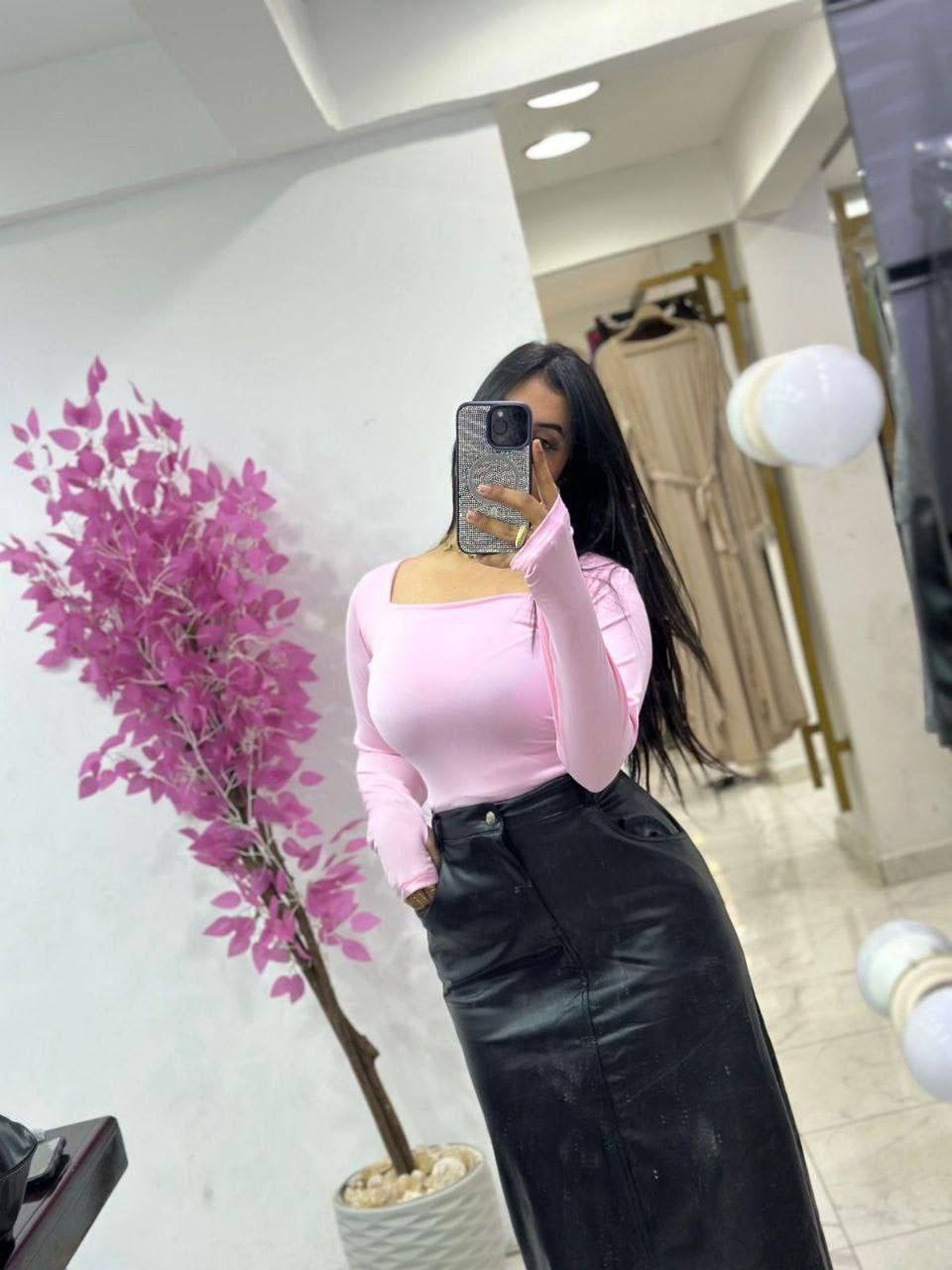Square basic top