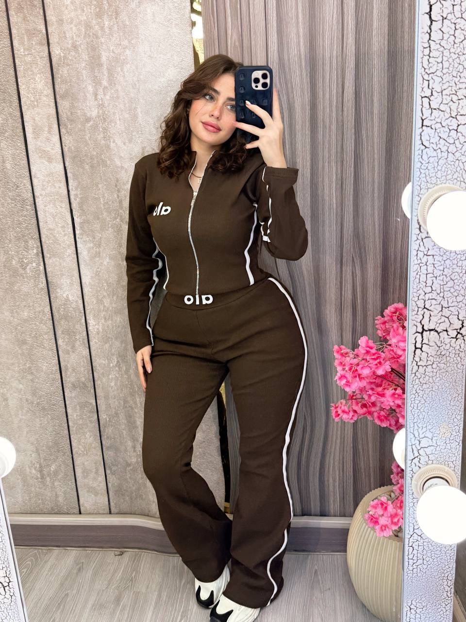 Alo suit