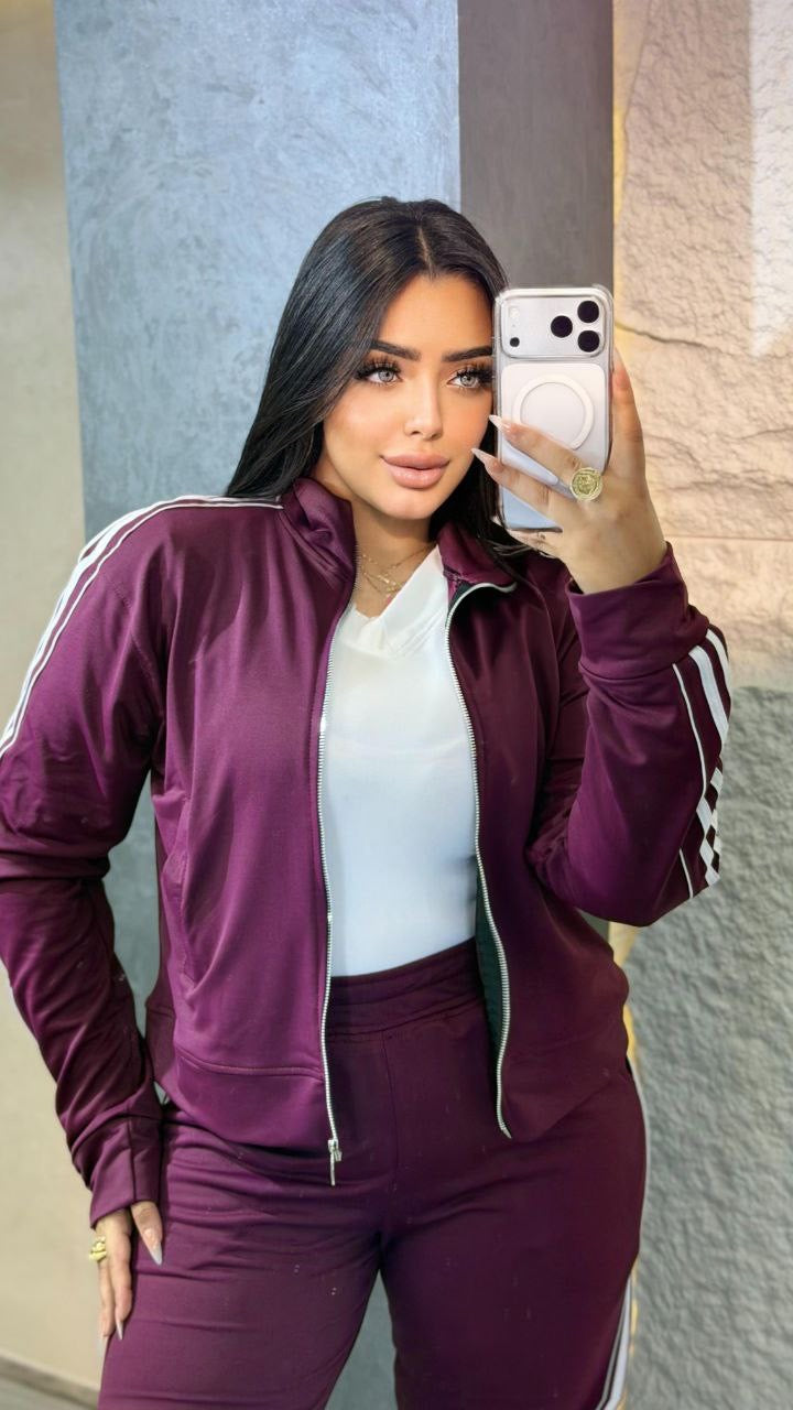 Sports suit