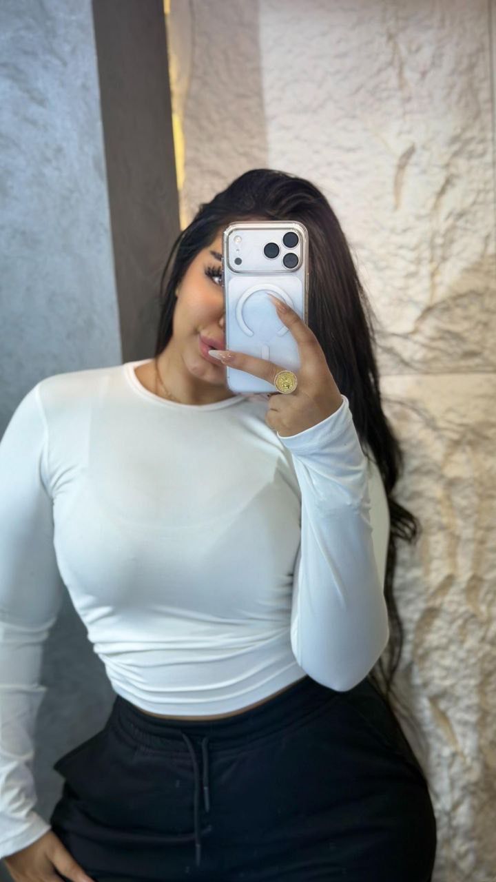 Round basic top